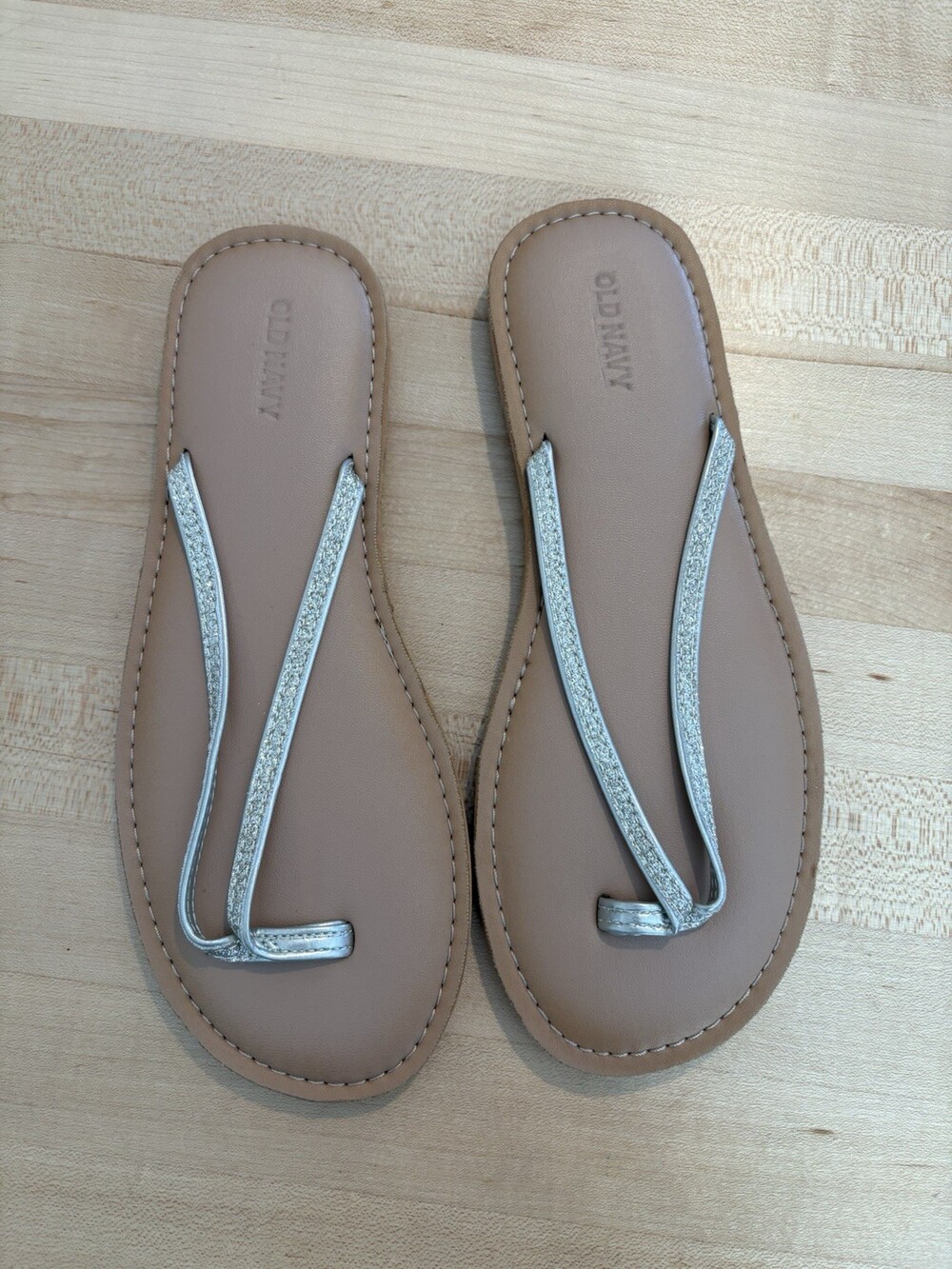 Old Navy Flip Flops Womens 8 Gold Shimmer Summer Casual Shoes
